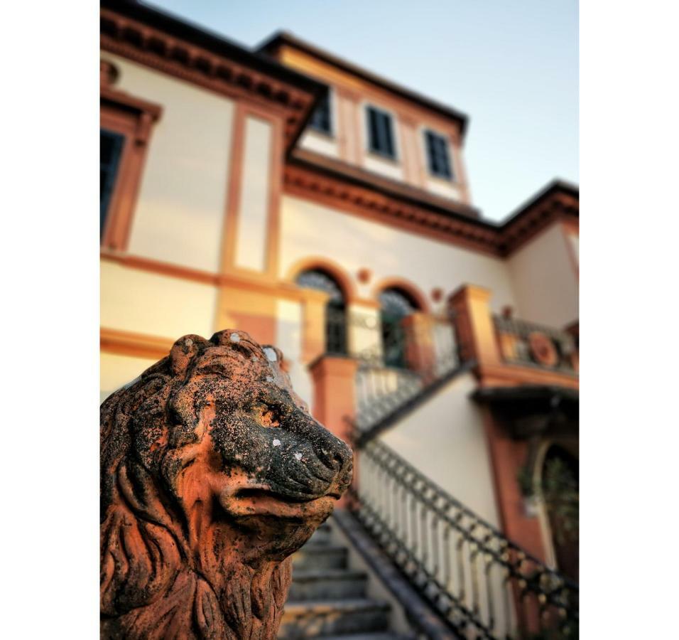 Hotel Villa Elda Ассизи Экстерьер фото